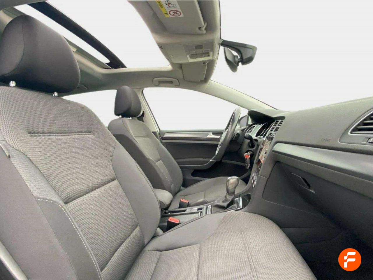 Foto Volkswagen Golf 11