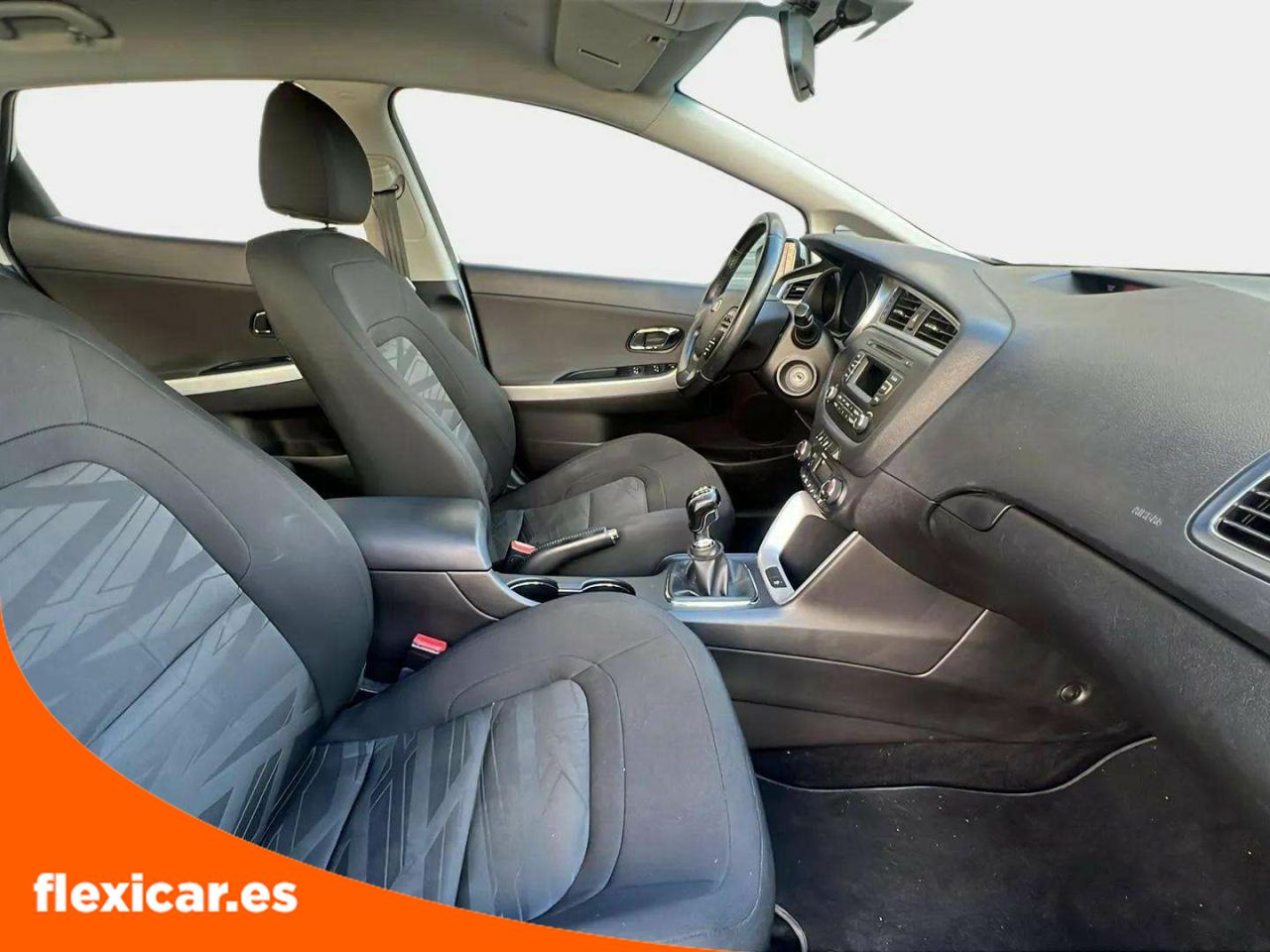 Foto Kia Ceed 10