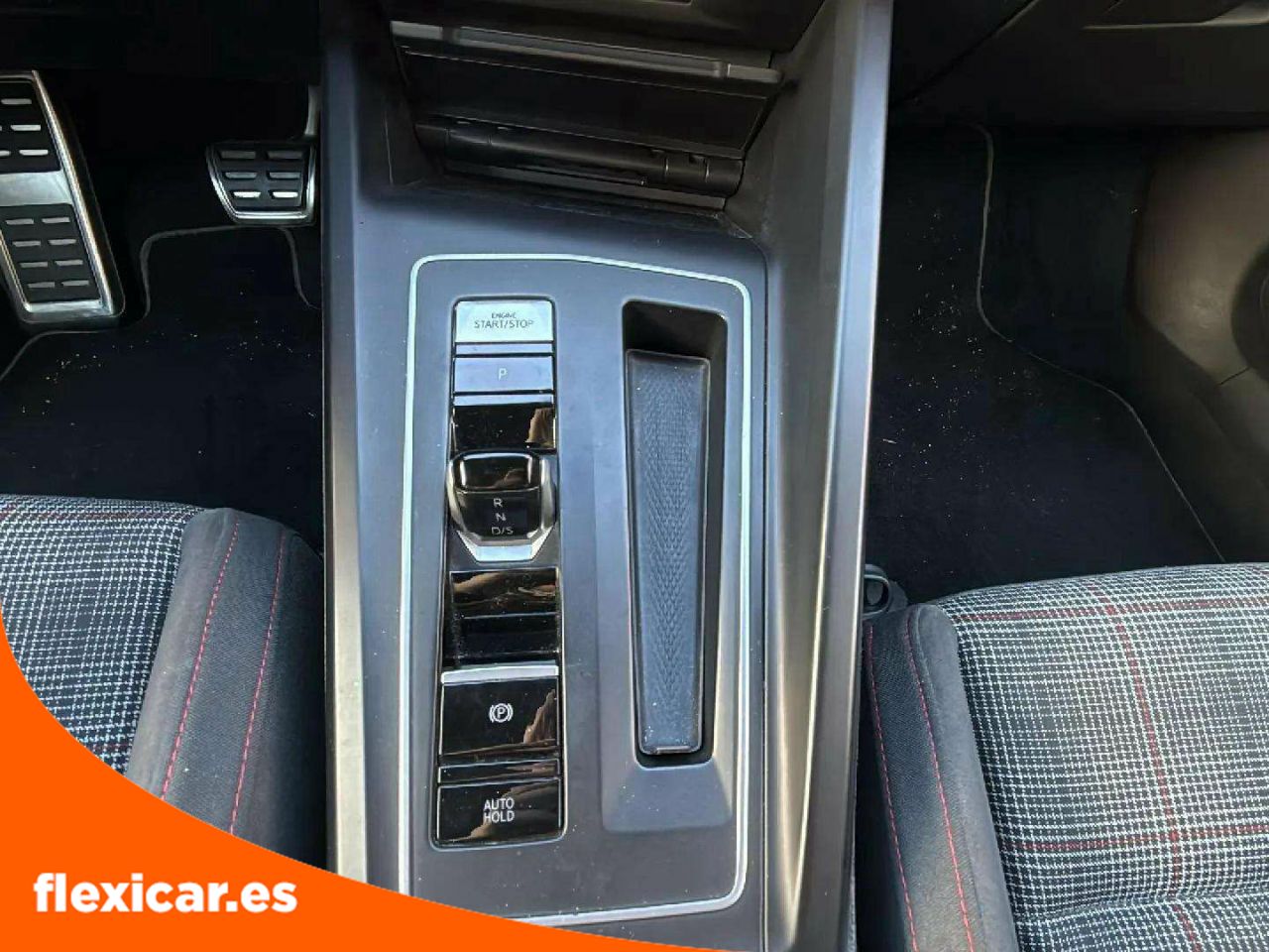 Foto Volkswagen Golf 13