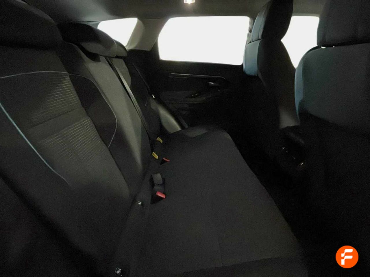 Foto Land-Rover Range Rover Evoque 23