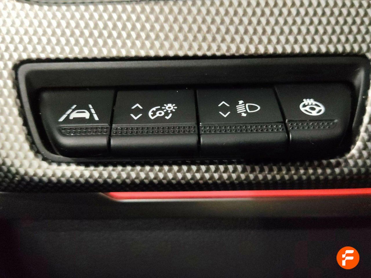Foto Renault Arkana 25