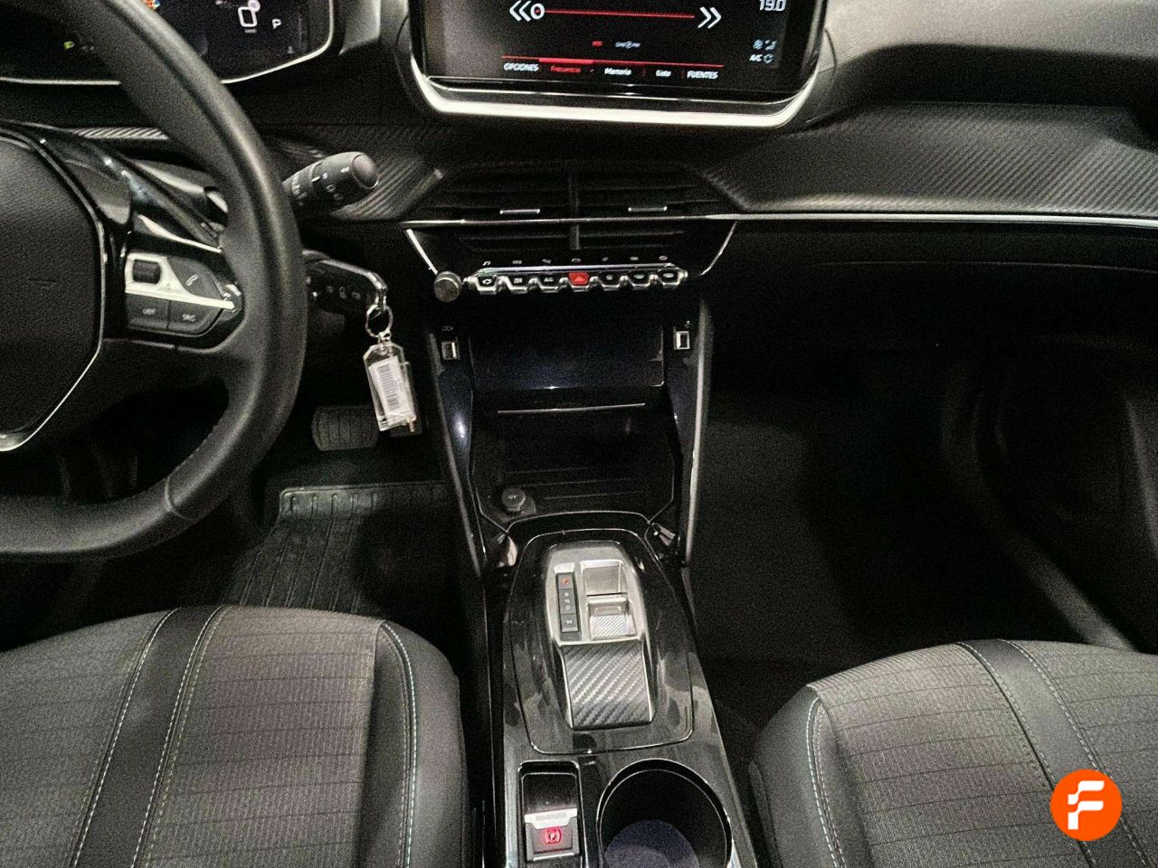 Foto Peugeot 2008 11