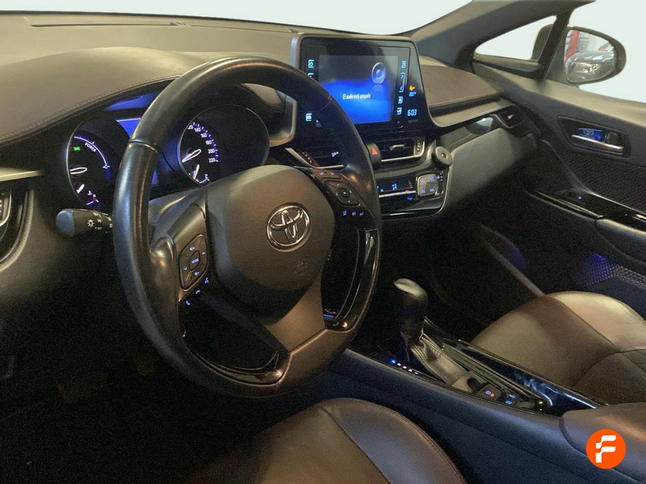 Foto Toyota C-HR 16