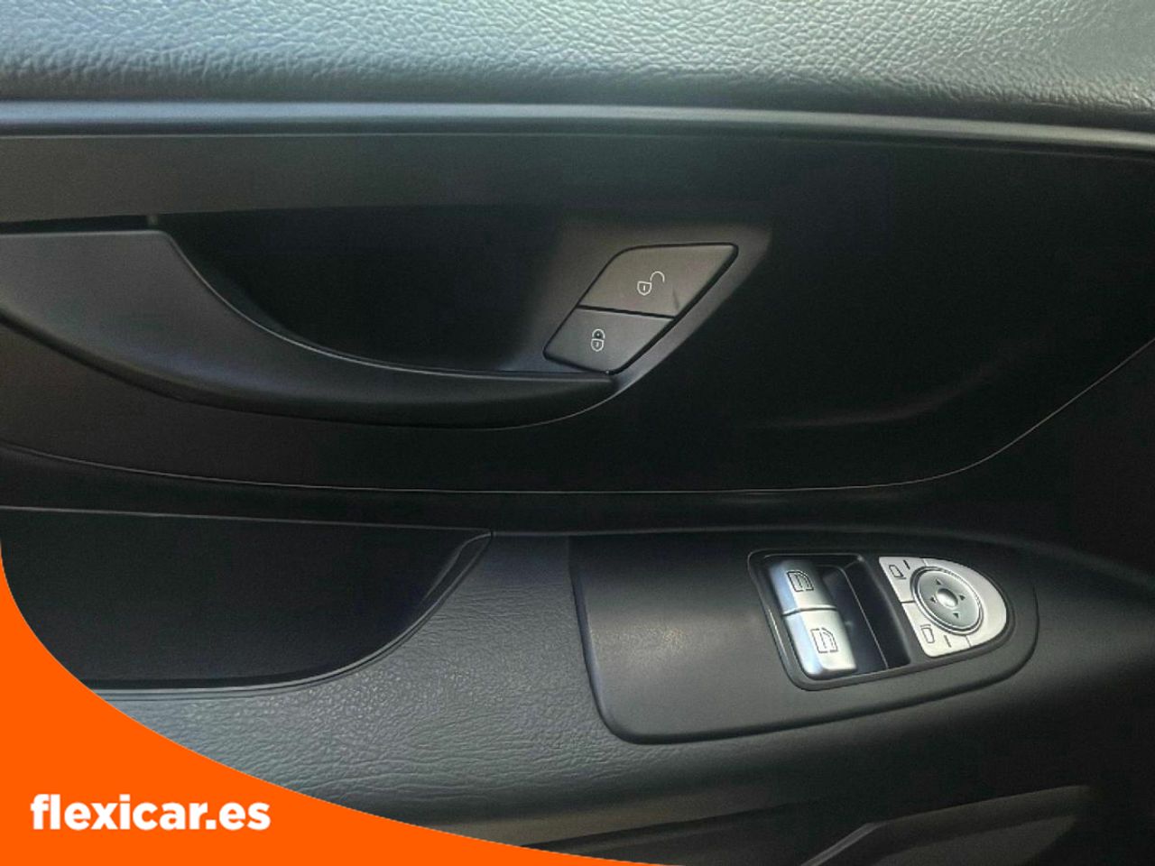 Foto Mercedes-Benz Vito 10