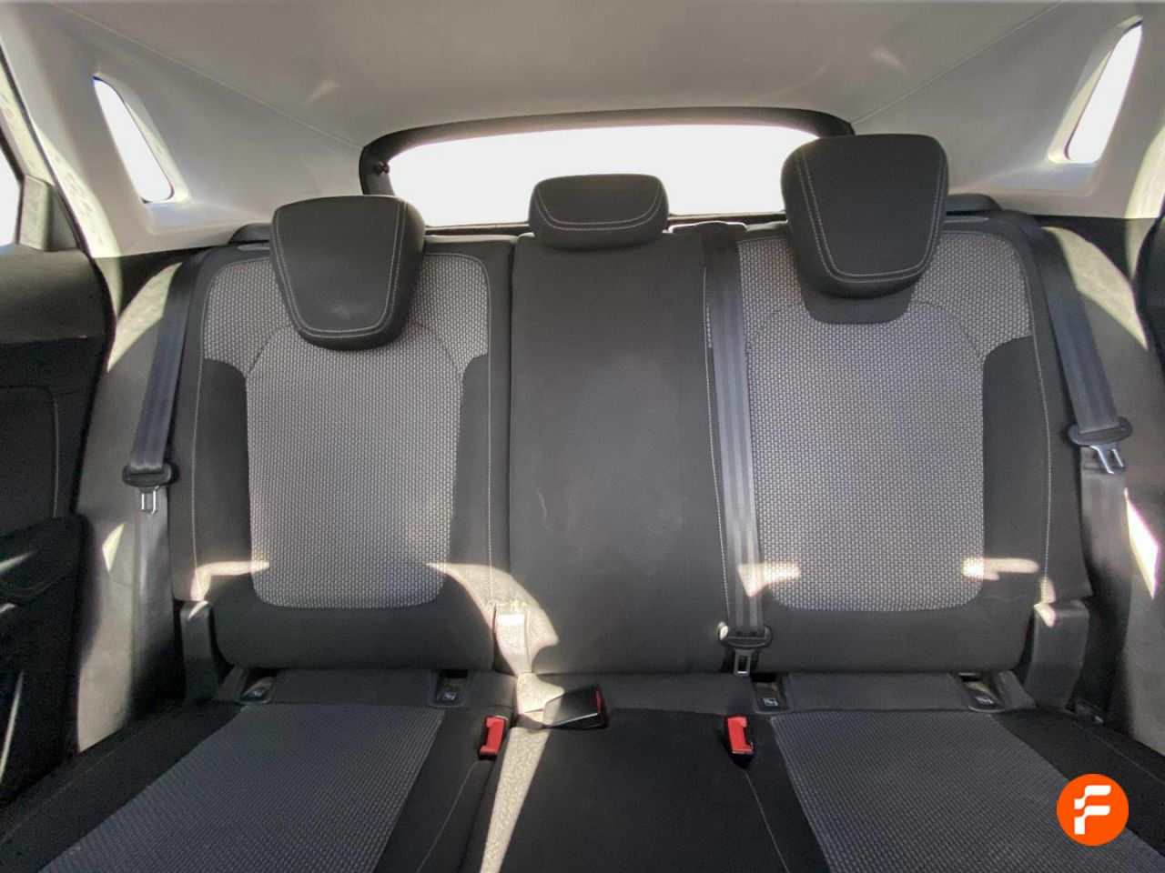Foto Opel Grandland X 10