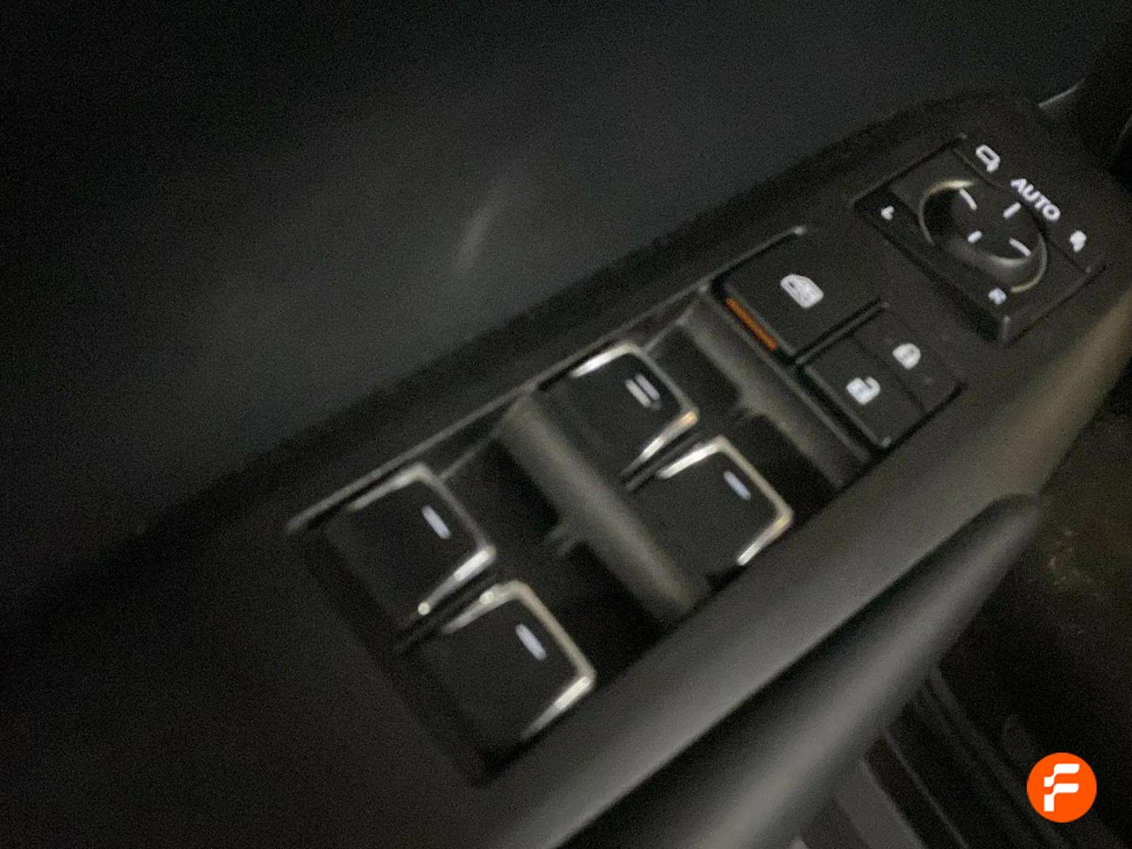 Foto Lexus NX 23