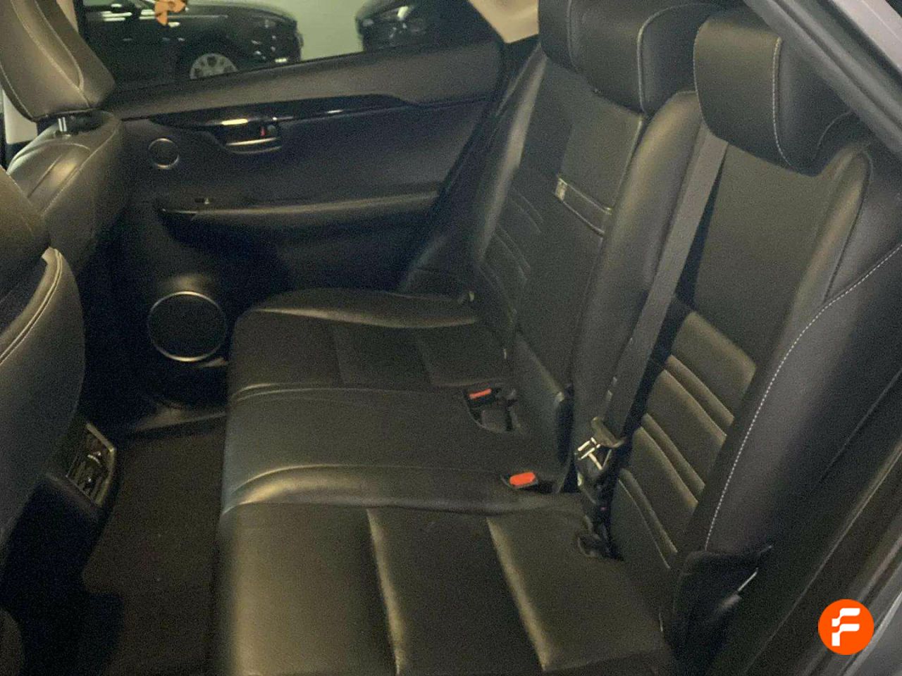Foto Lexus NX 26