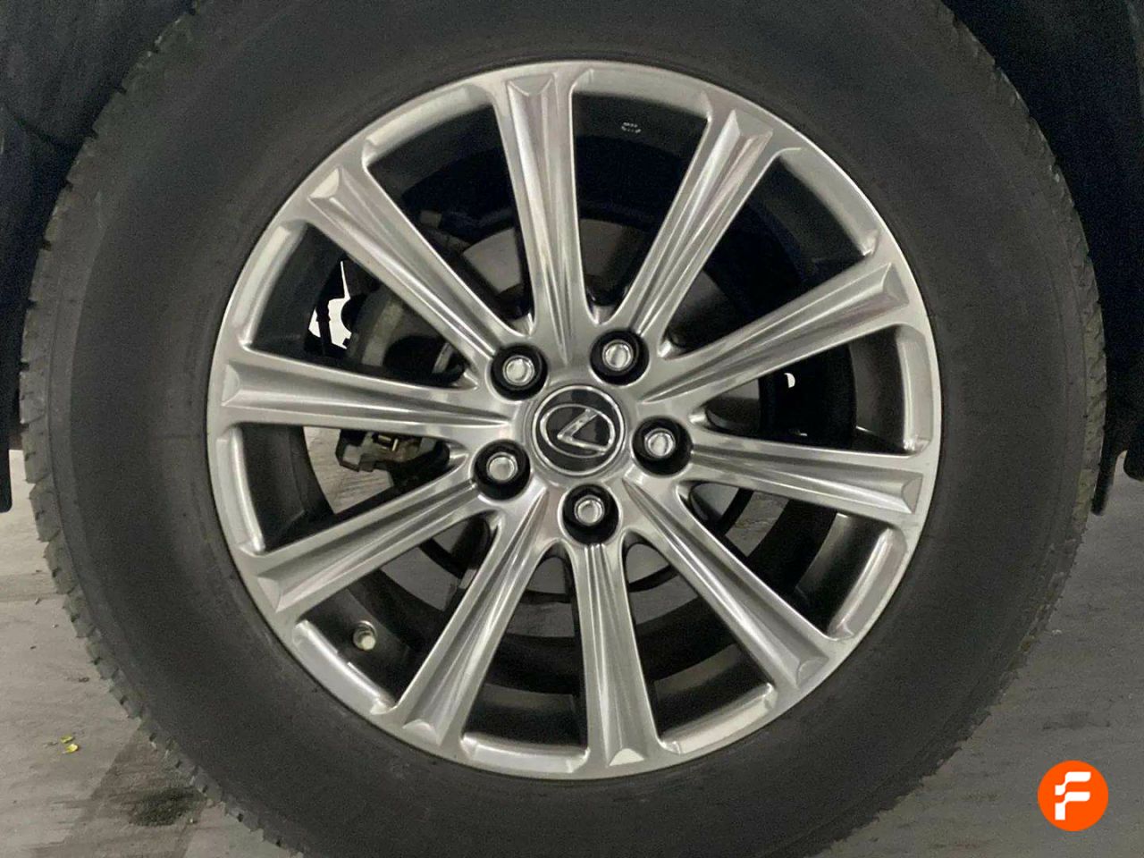Foto Lexus NX 33