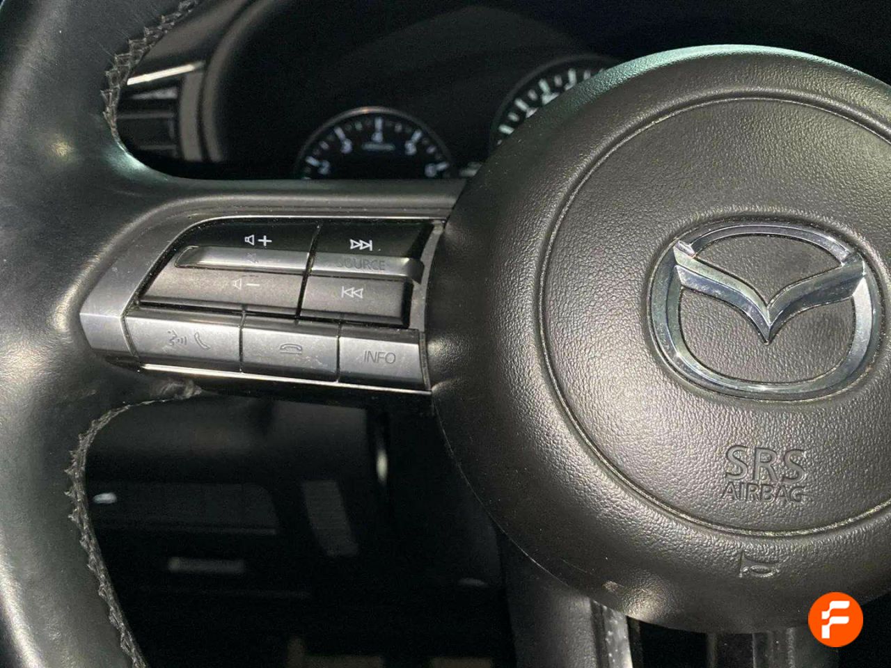 Foto Mazda CX-30 12