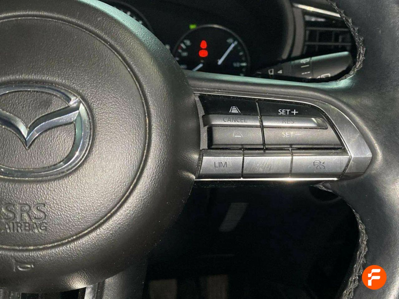 Foto Mazda CX-30 13