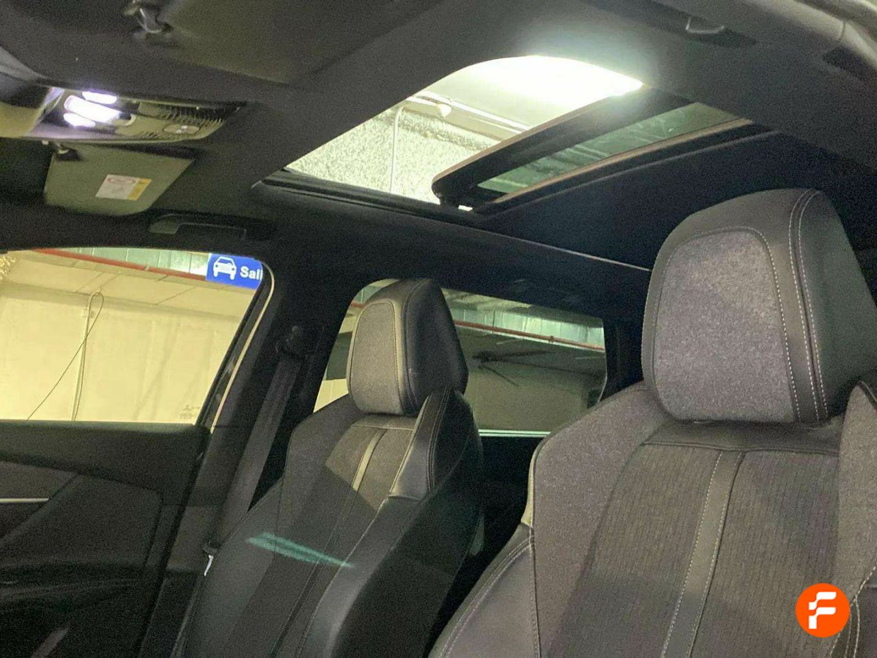 Foto Peugeot 5008 22