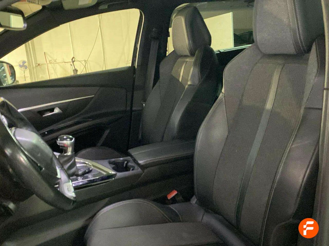 Foto Peugeot 5008 23
