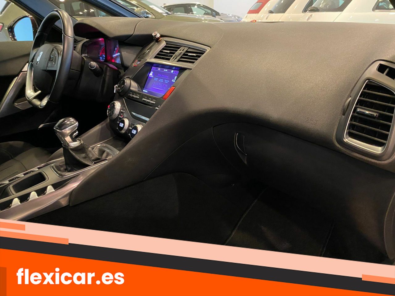 Foto DS Automobiles DS 5 28