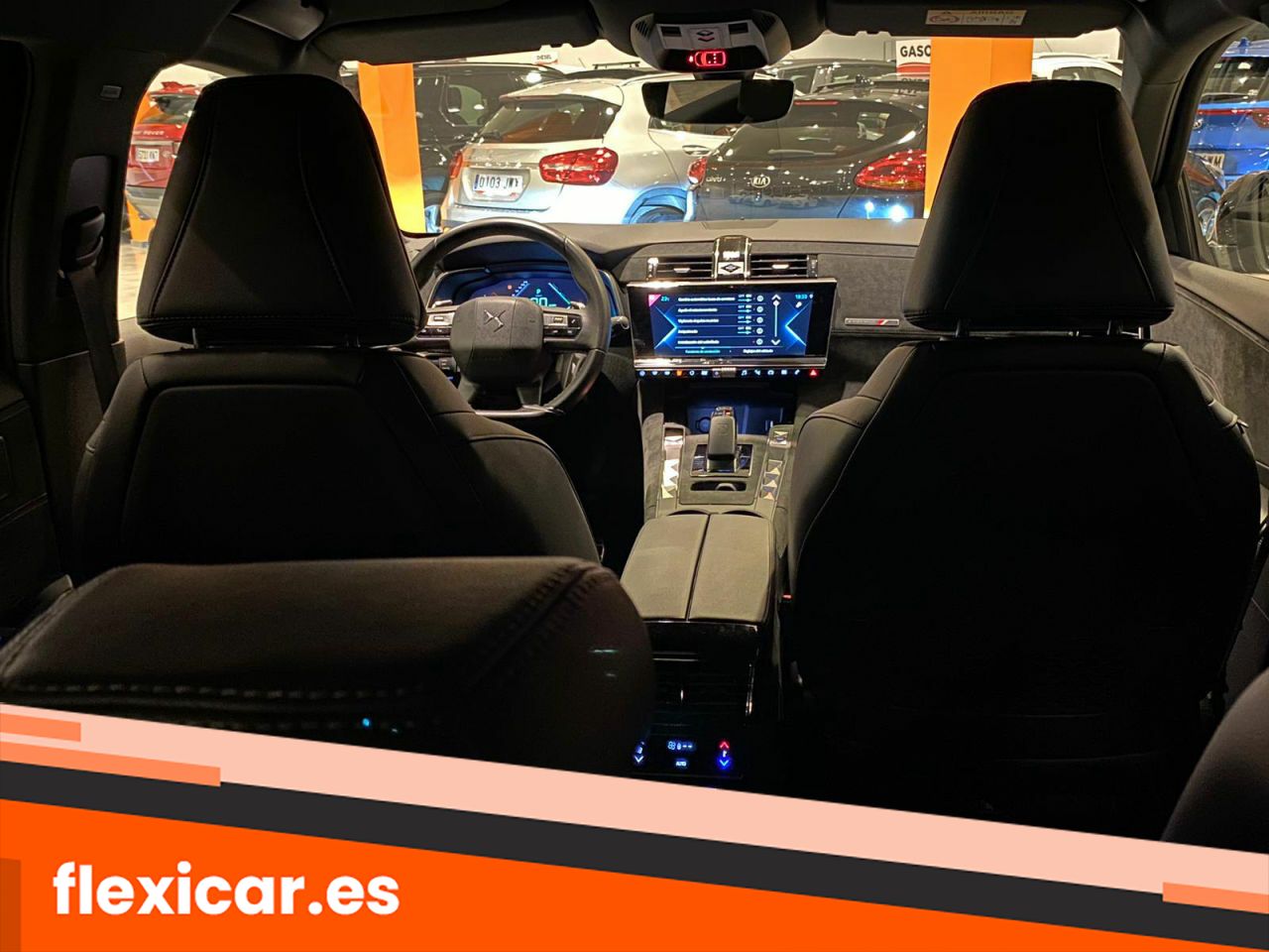 Foto DS Automobiles DS 7 29