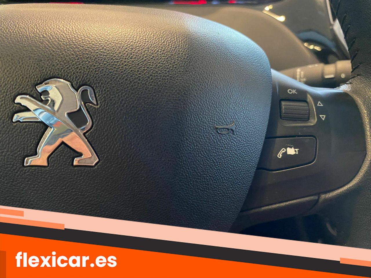Foto Peugeot 208 13