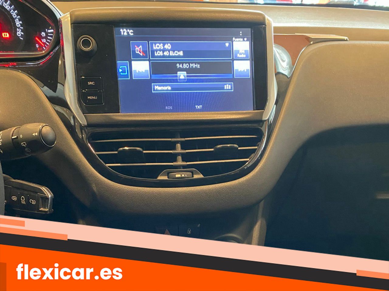 Foto Peugeot 208 18
