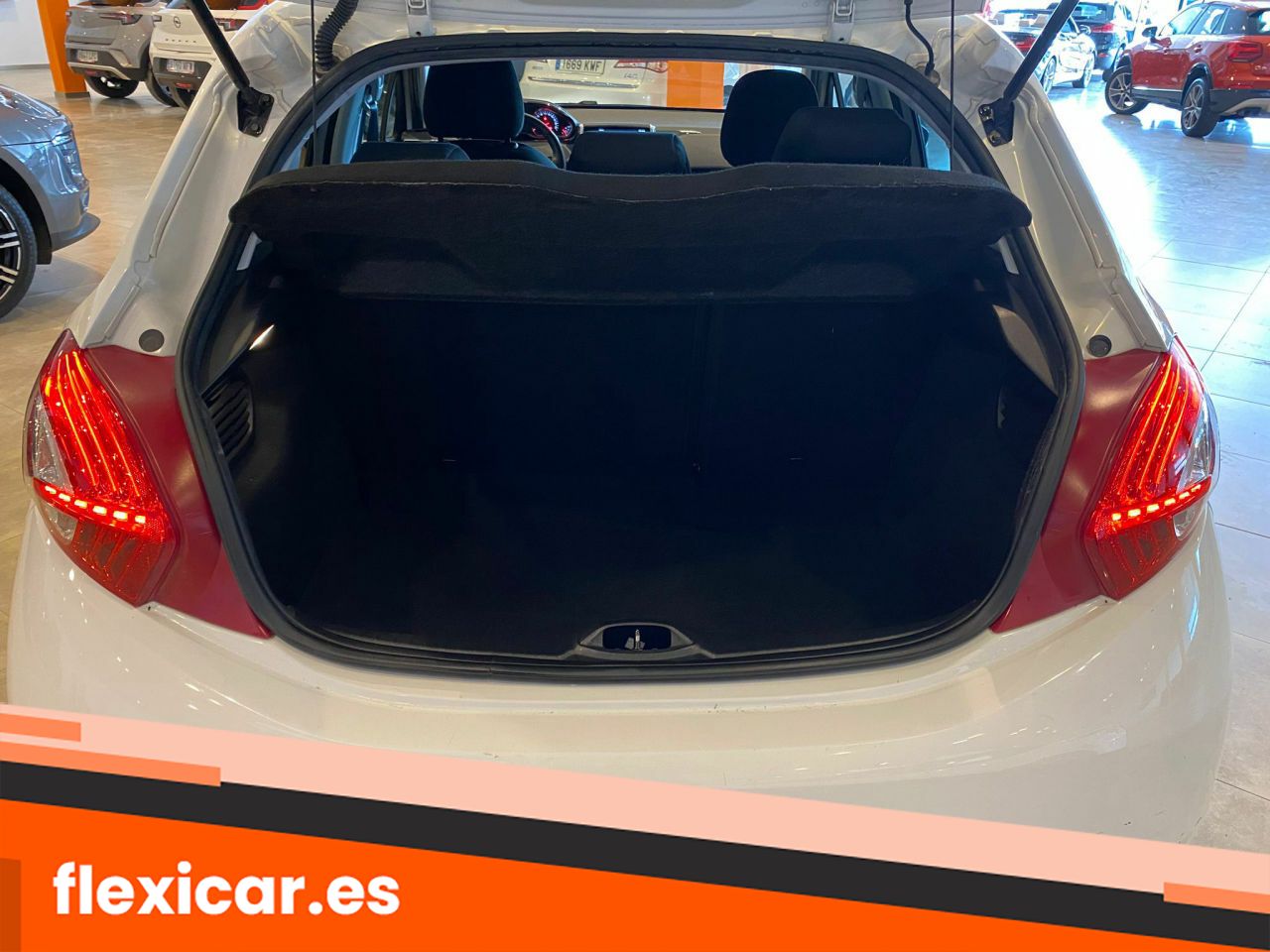 Foto Peugeot 208 25