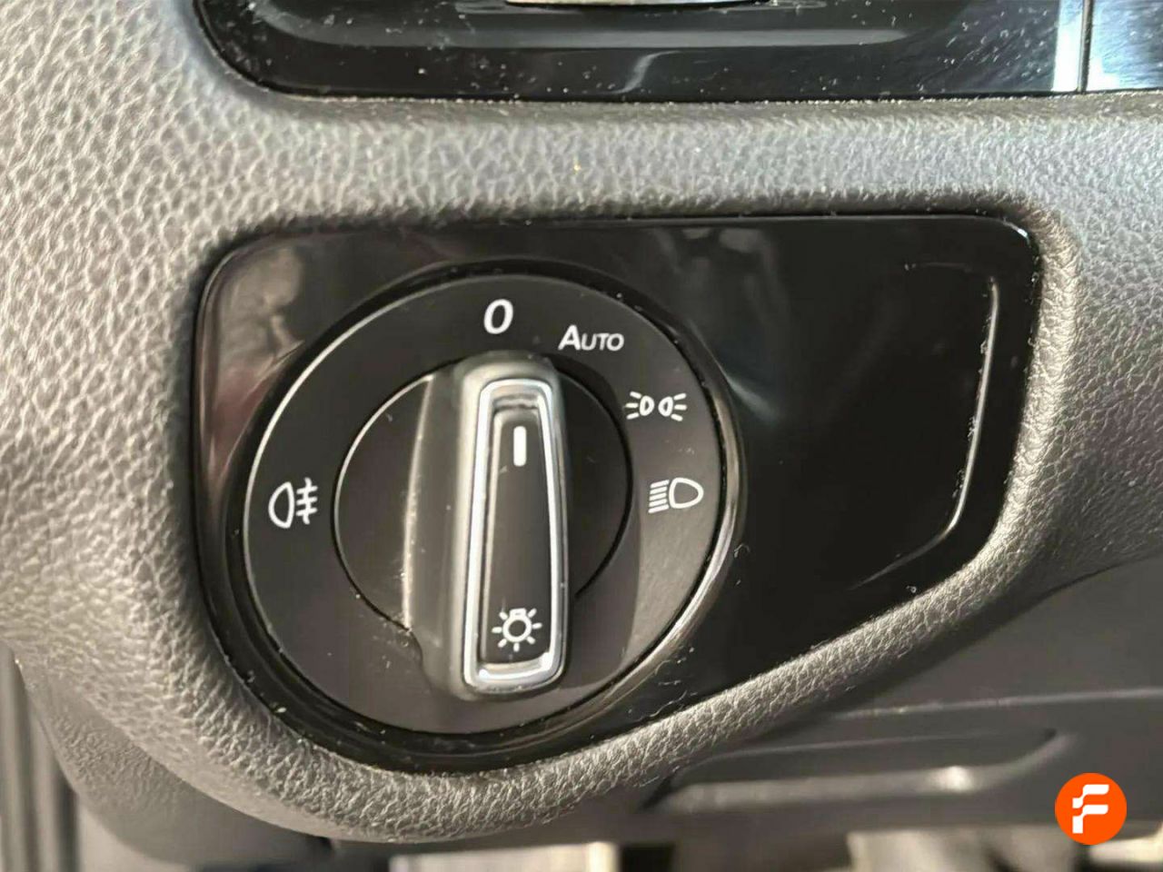 Foto Volkswagen Golf 23