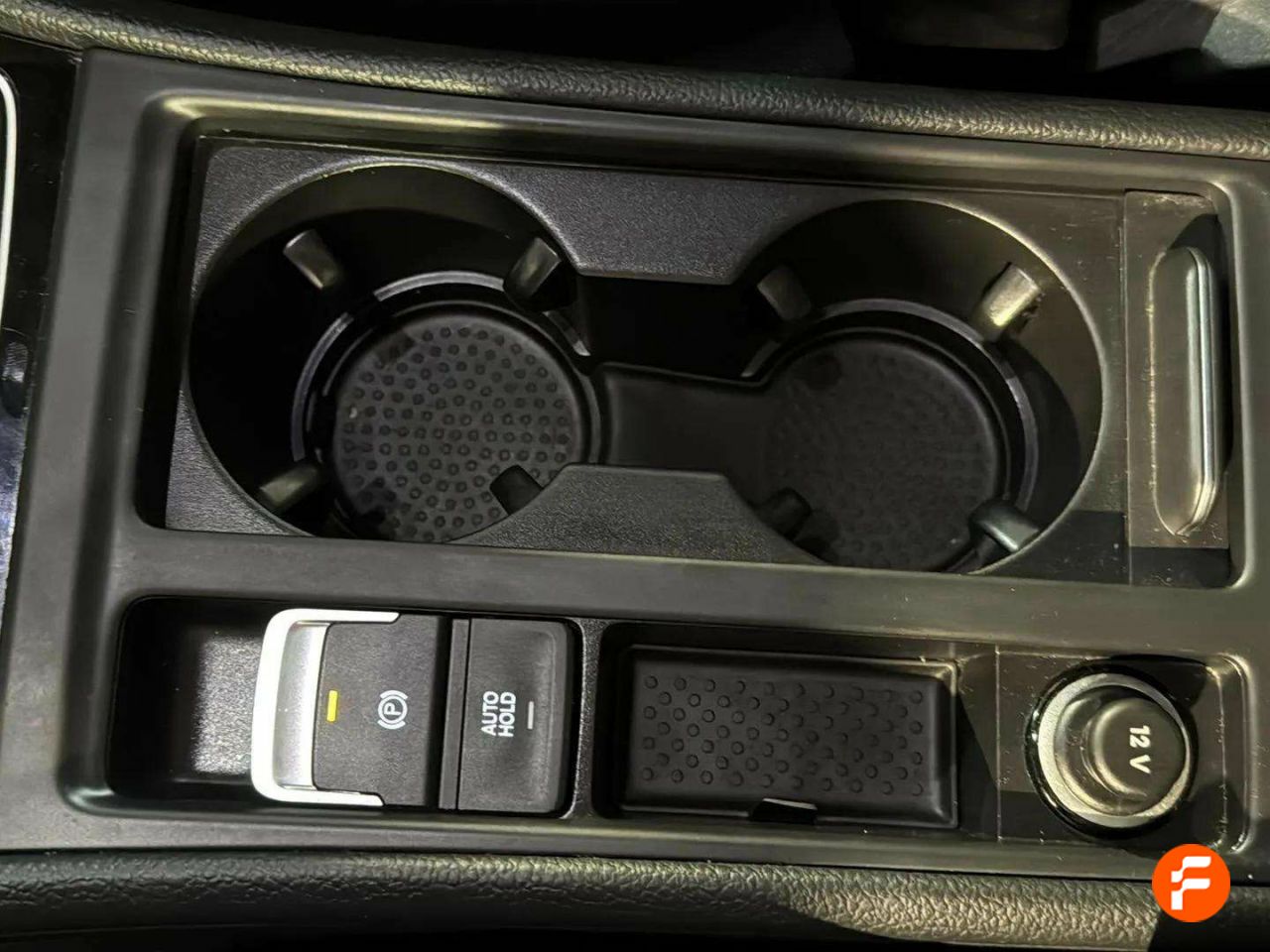 Foto Volkswagen Golf 38