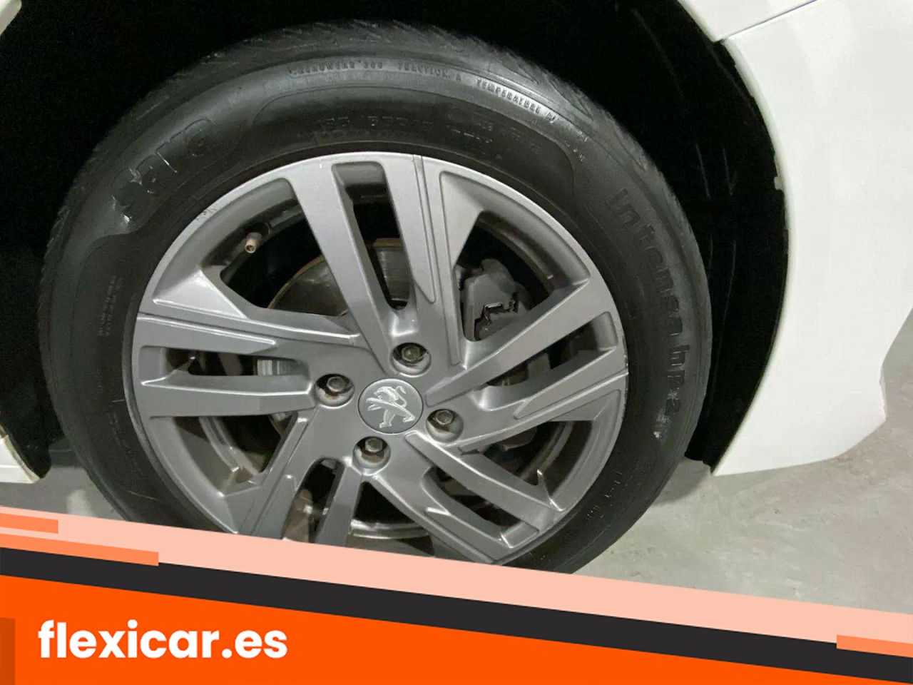 Foto Peugeot 208 18