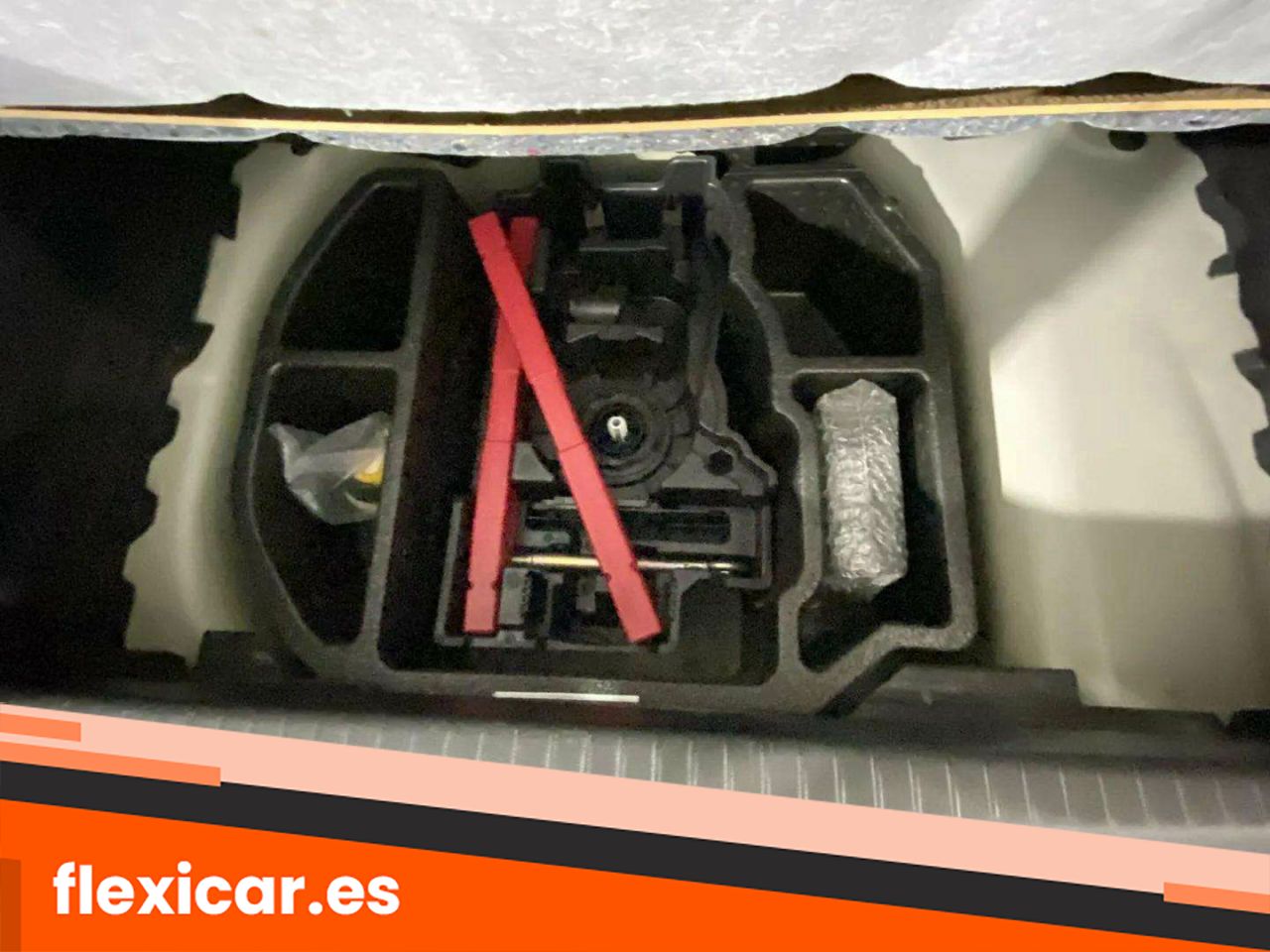 Foto Peugeot 208 19