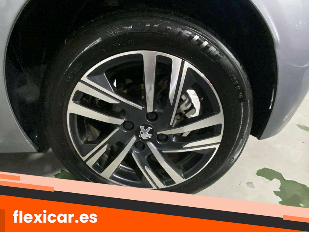 Foto Peugeot 208 21