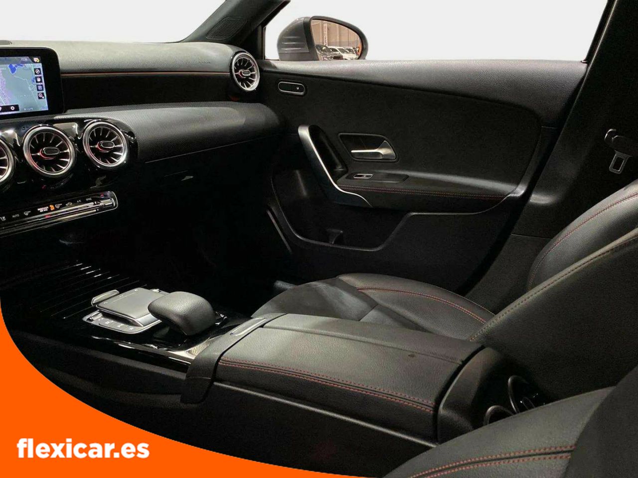 Foto Mercedes-Benz Clase A 37
