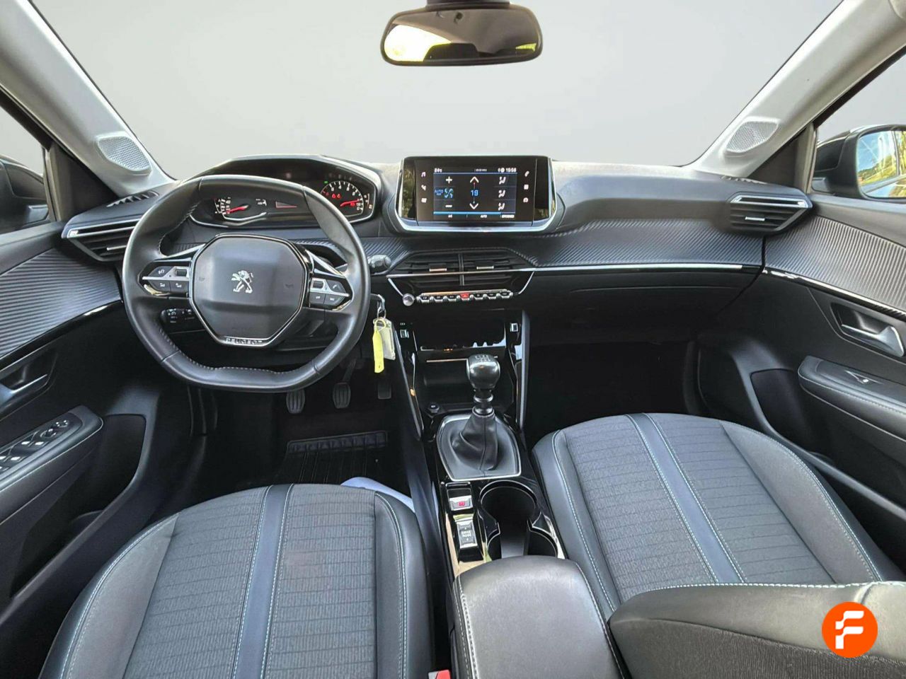 Foto Peugeot 208 12