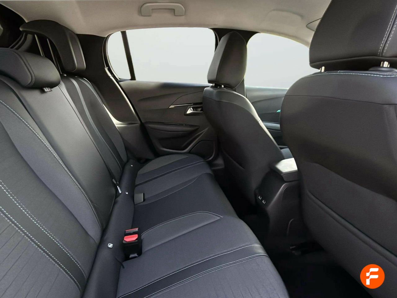 Foto Peugeot 208 20