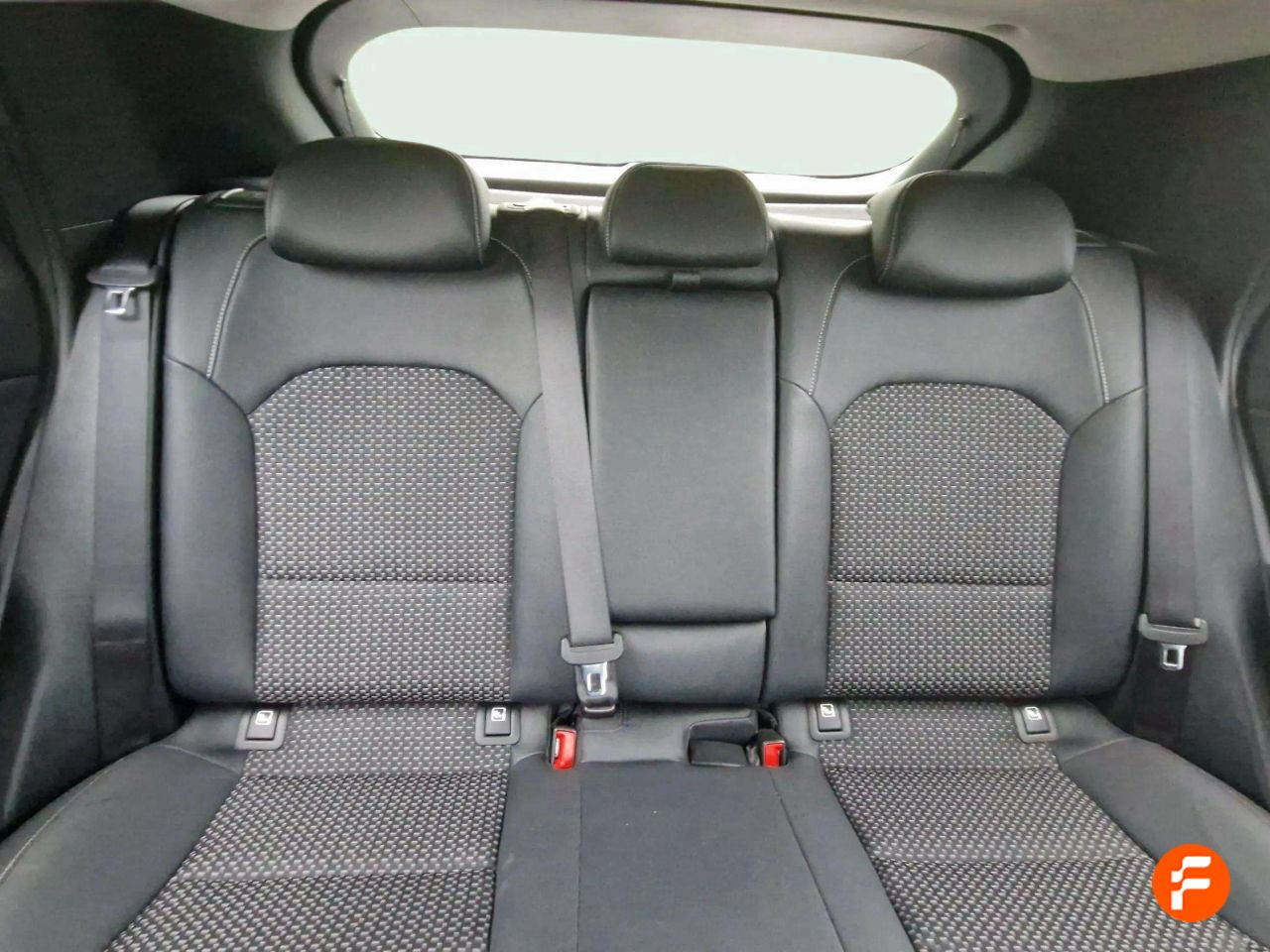 Foto Kia XCeed 21