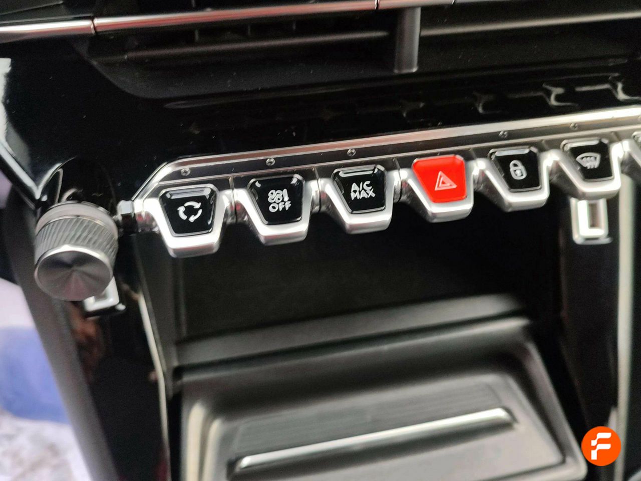 Foto Peugeot 2008 14