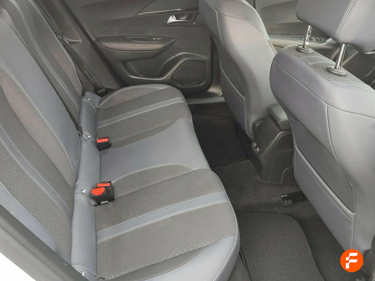Foto Peugeot 2008 16