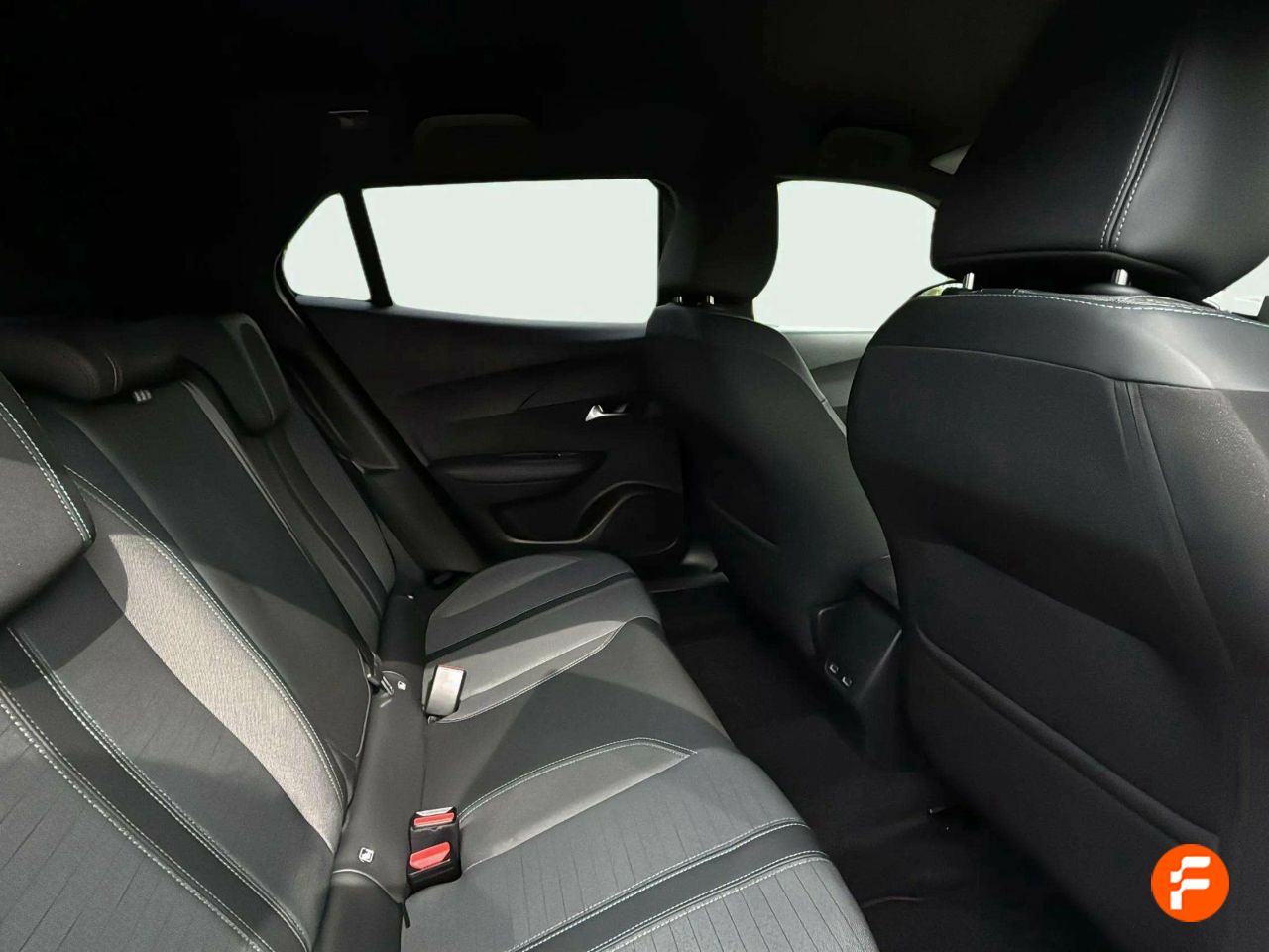 Foto Peugeot 2008 19