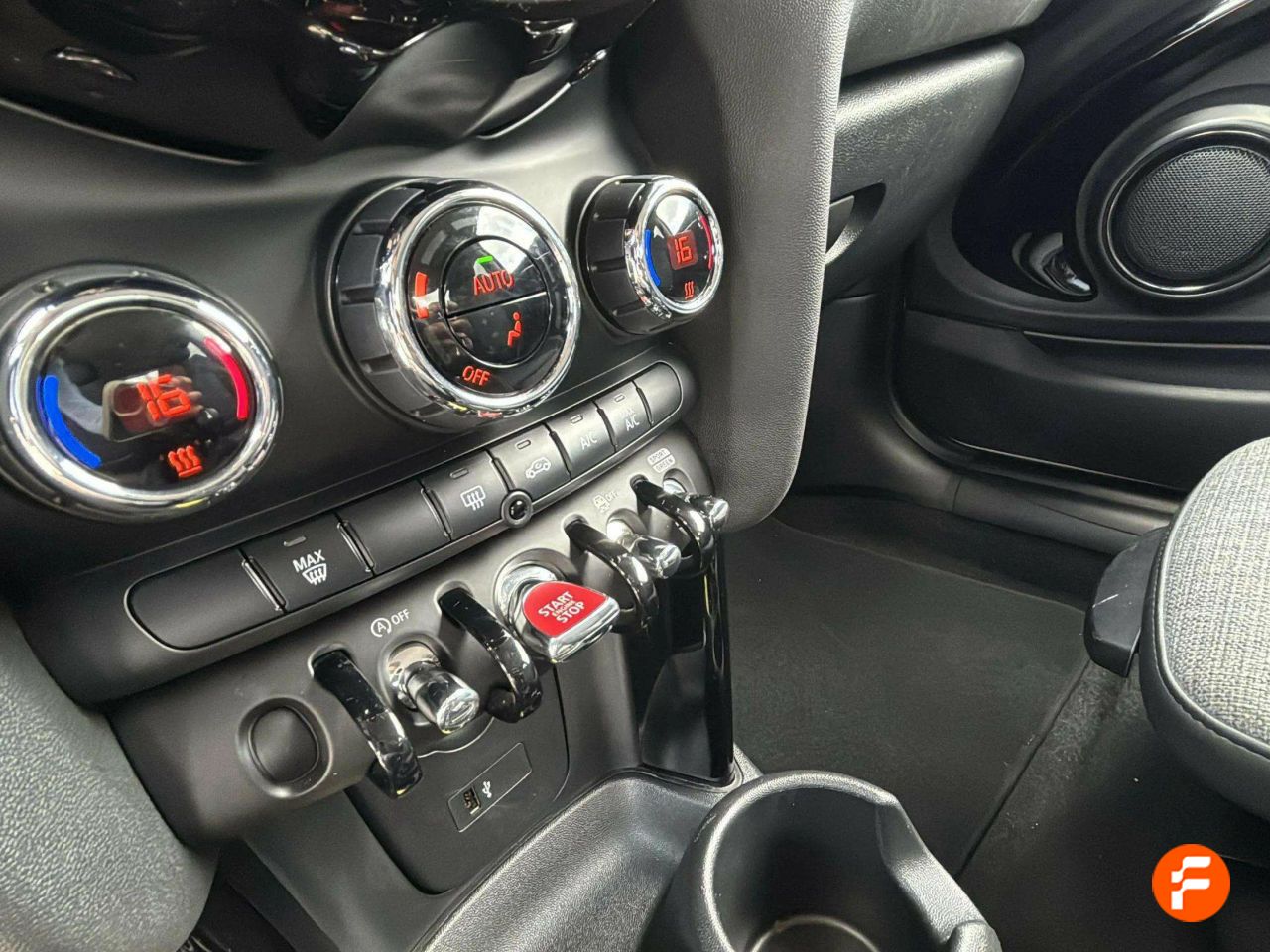 Foto Mini Cooper 16