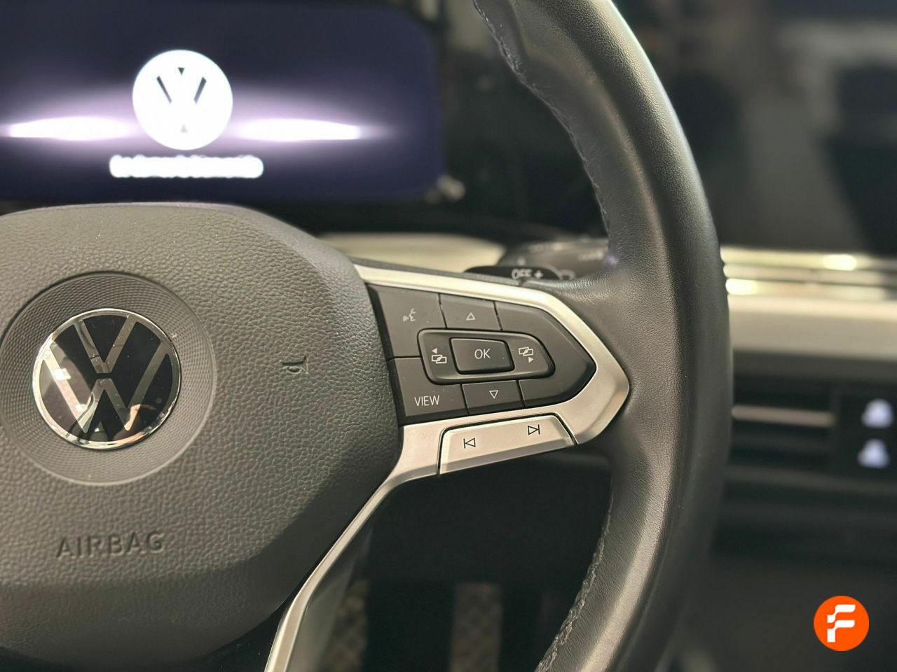 Foto Volkswagen Golf 12