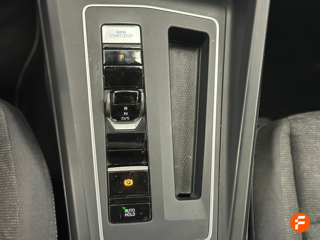 Foto Volkswagen Golf 24