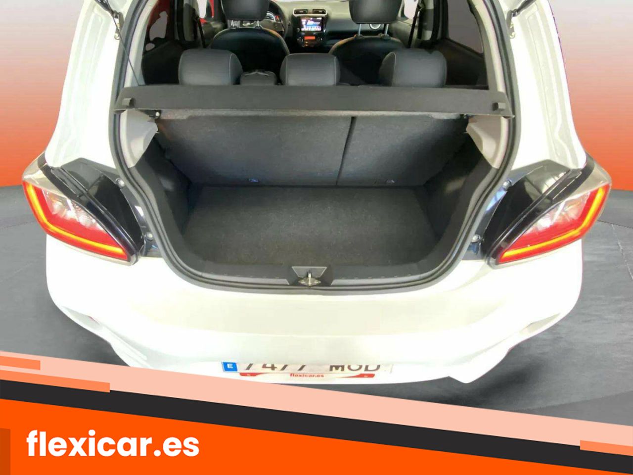 Foto Mitsubishi Space Star 9
