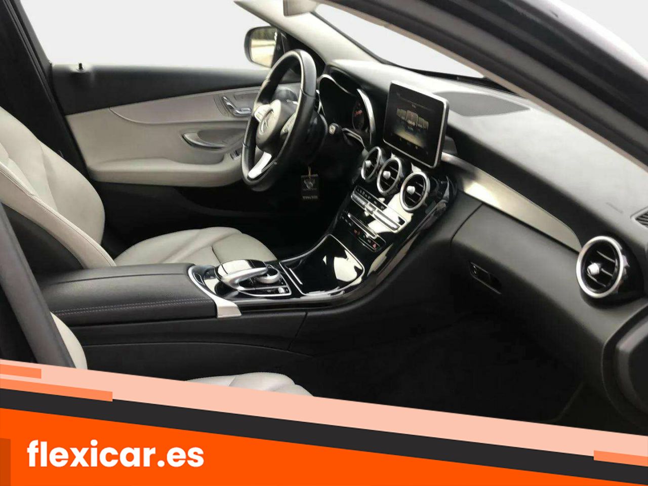 Foto Mercedes-Benz Clase C 17