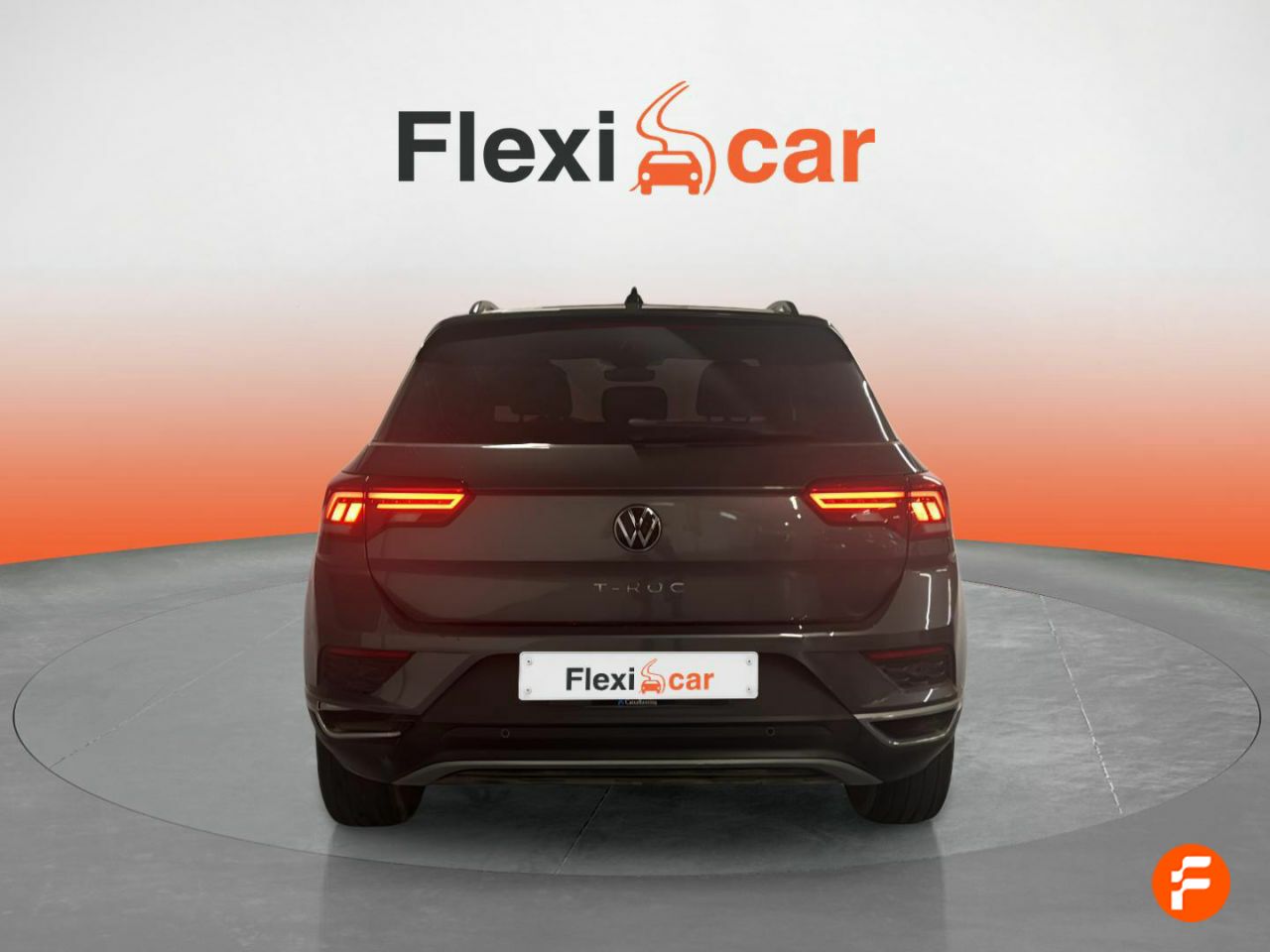 Foto Volkswagen T-Roc 4