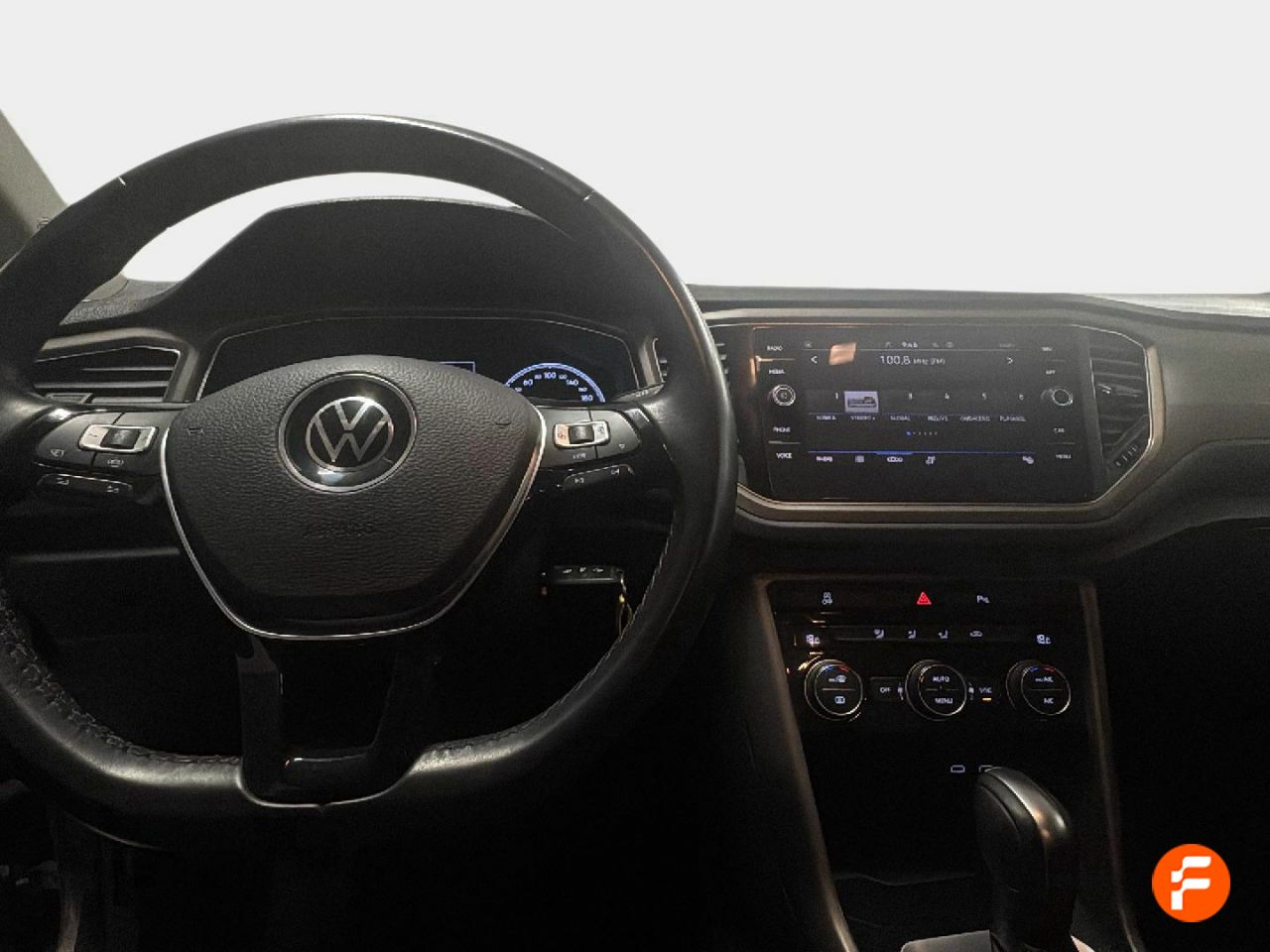 Foto Volkswagen T-Roc 11