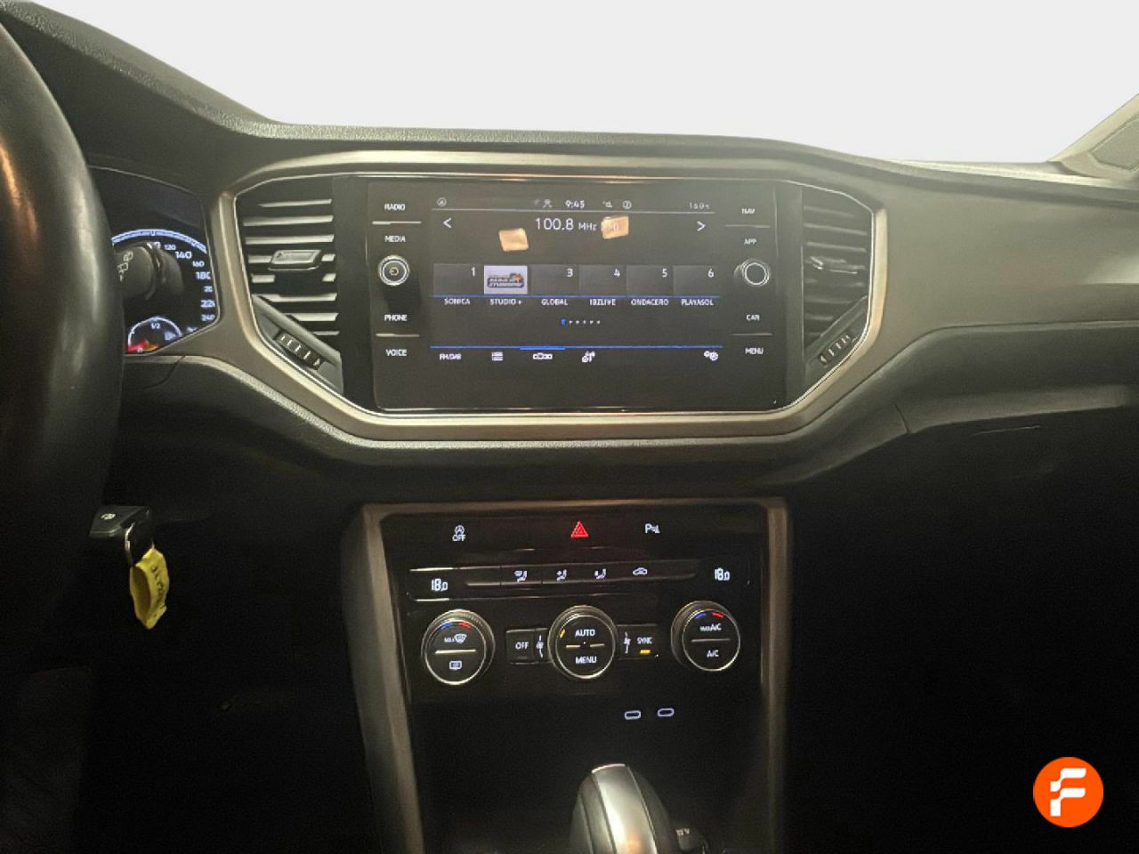 Foto Volkswagen T-Roc 12