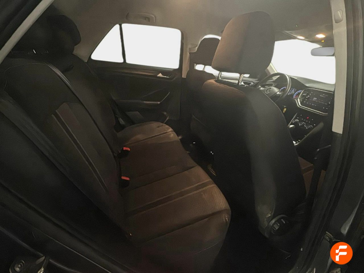 Foto Volkswagen T-Roc 14