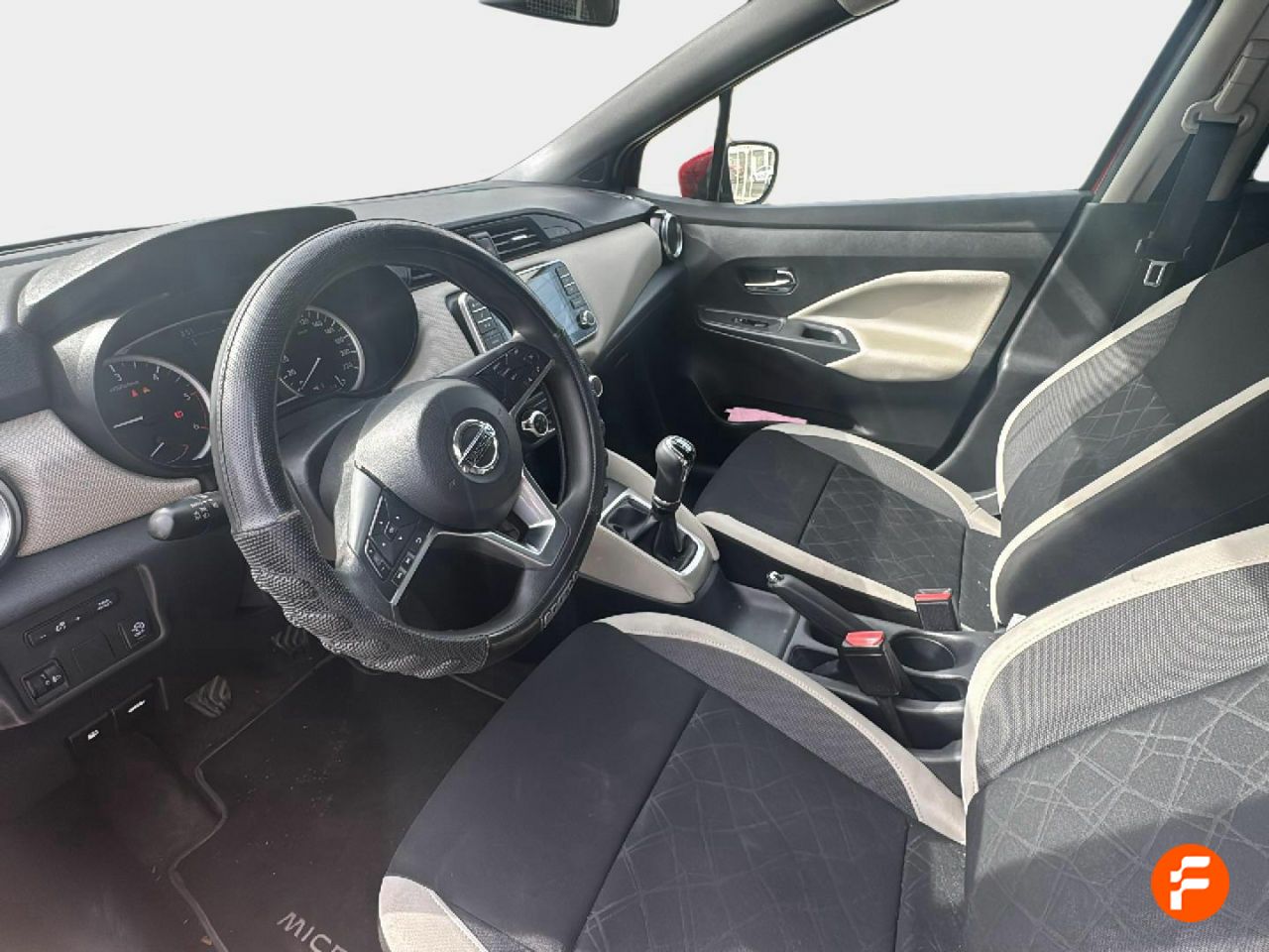 Foto Nissan Micra 8