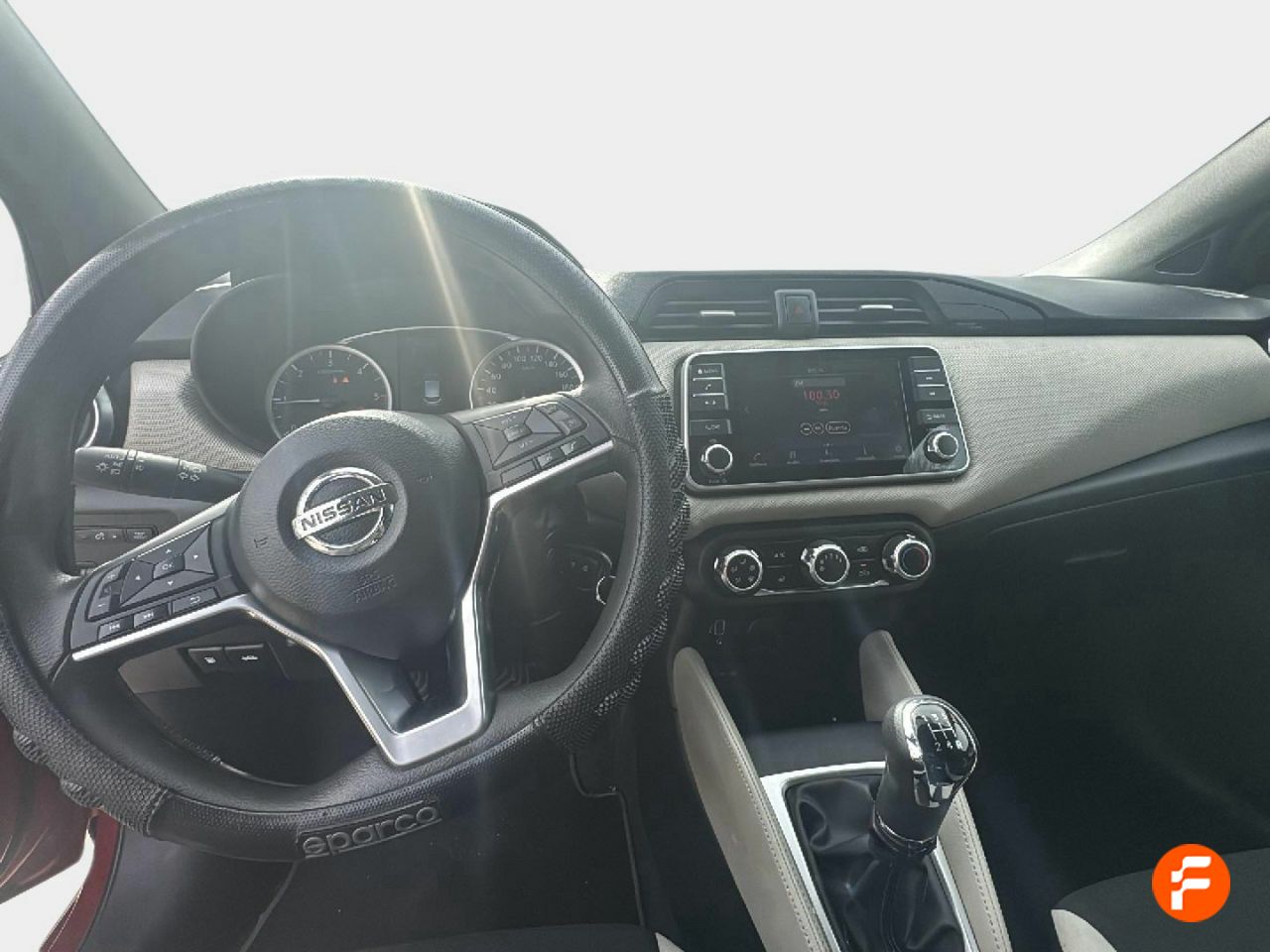 Foto Nissan Micra 11