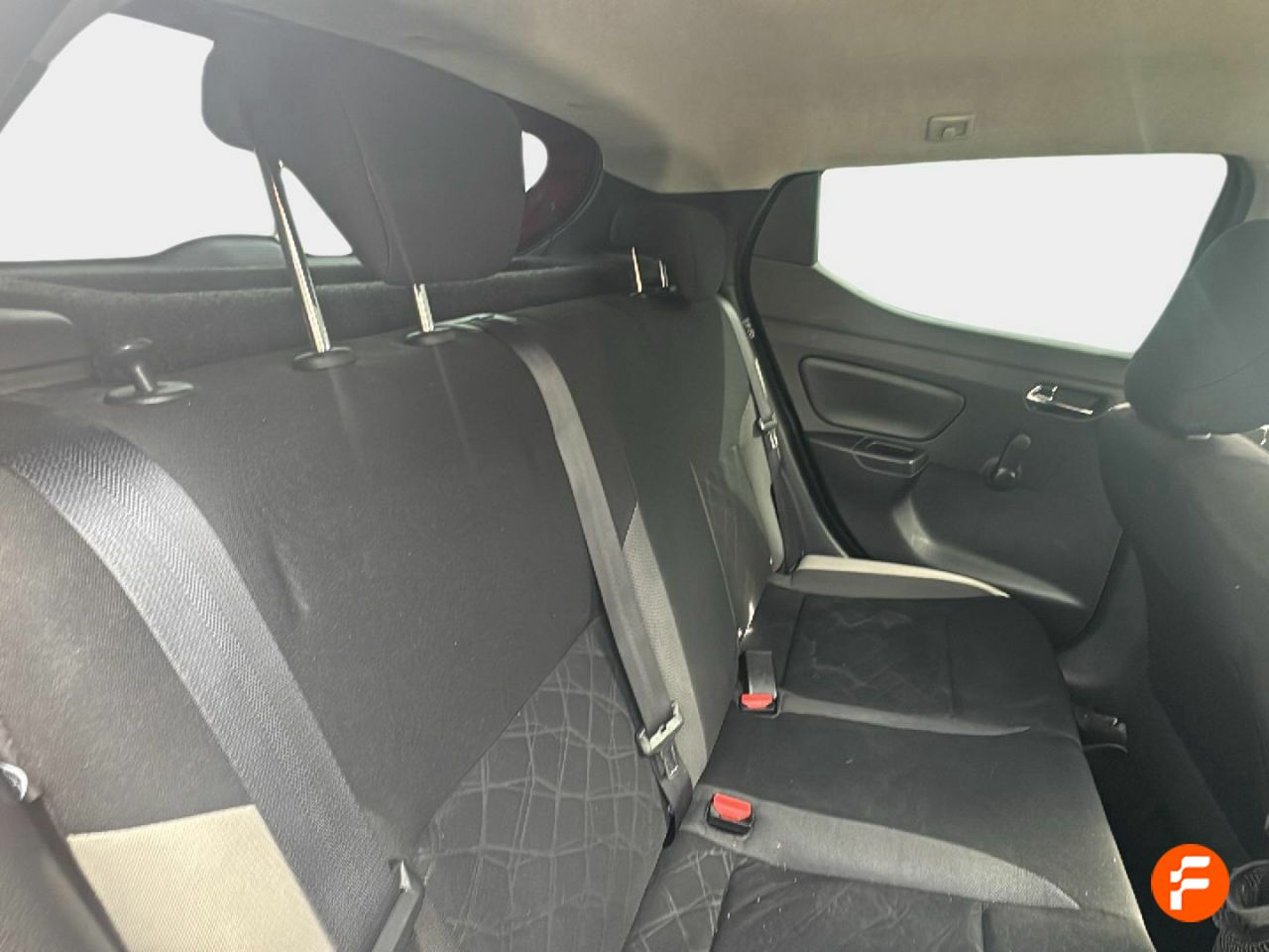 Foto Nissan Micra 14