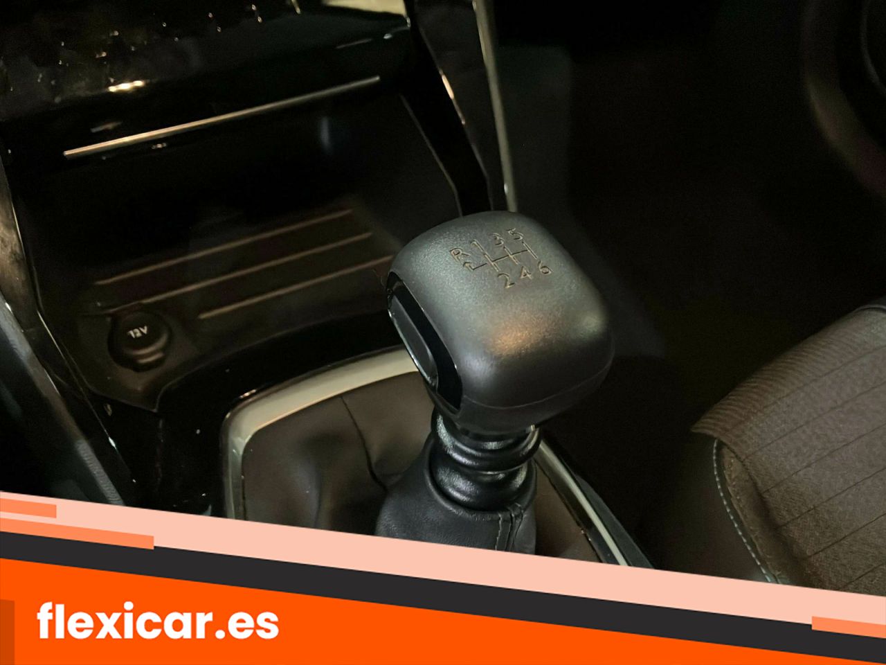 Foto Peugeot 208 31