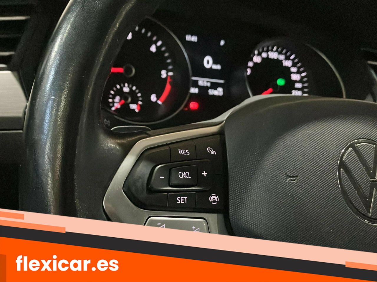Foto Volkswagen Passat 13