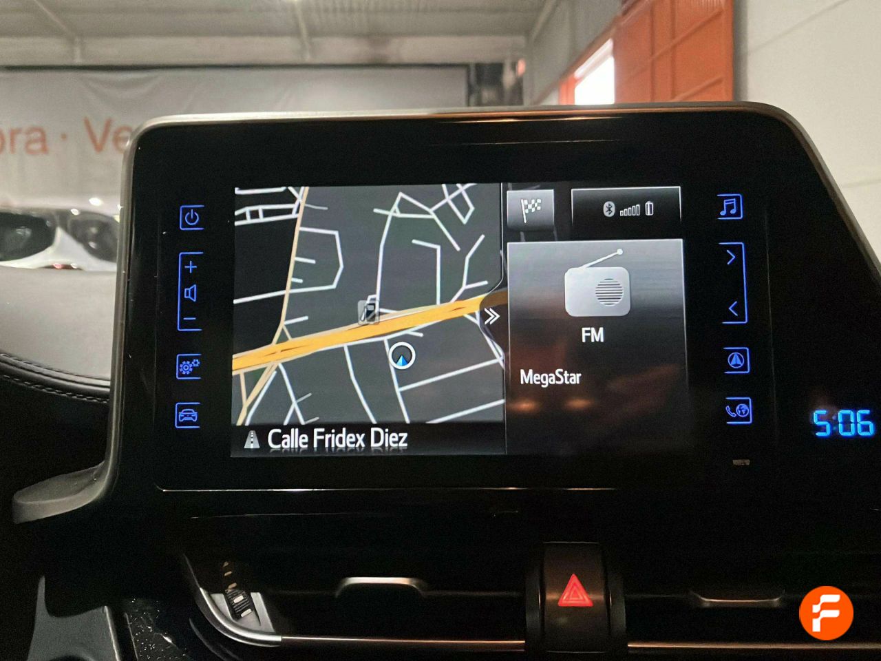 Foto Toyota C-HR 18