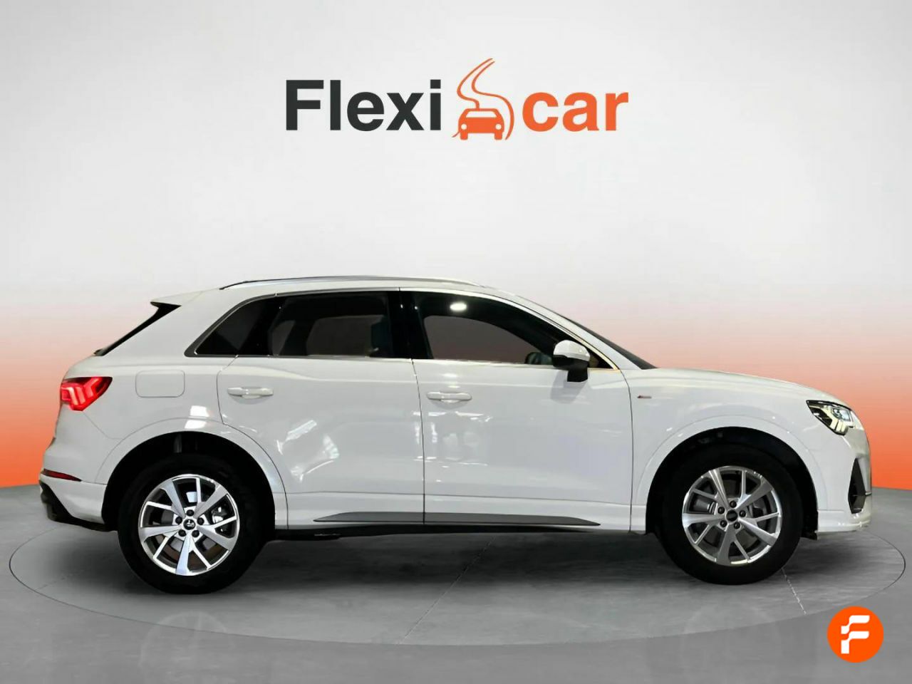 Foto Audi Q3 8