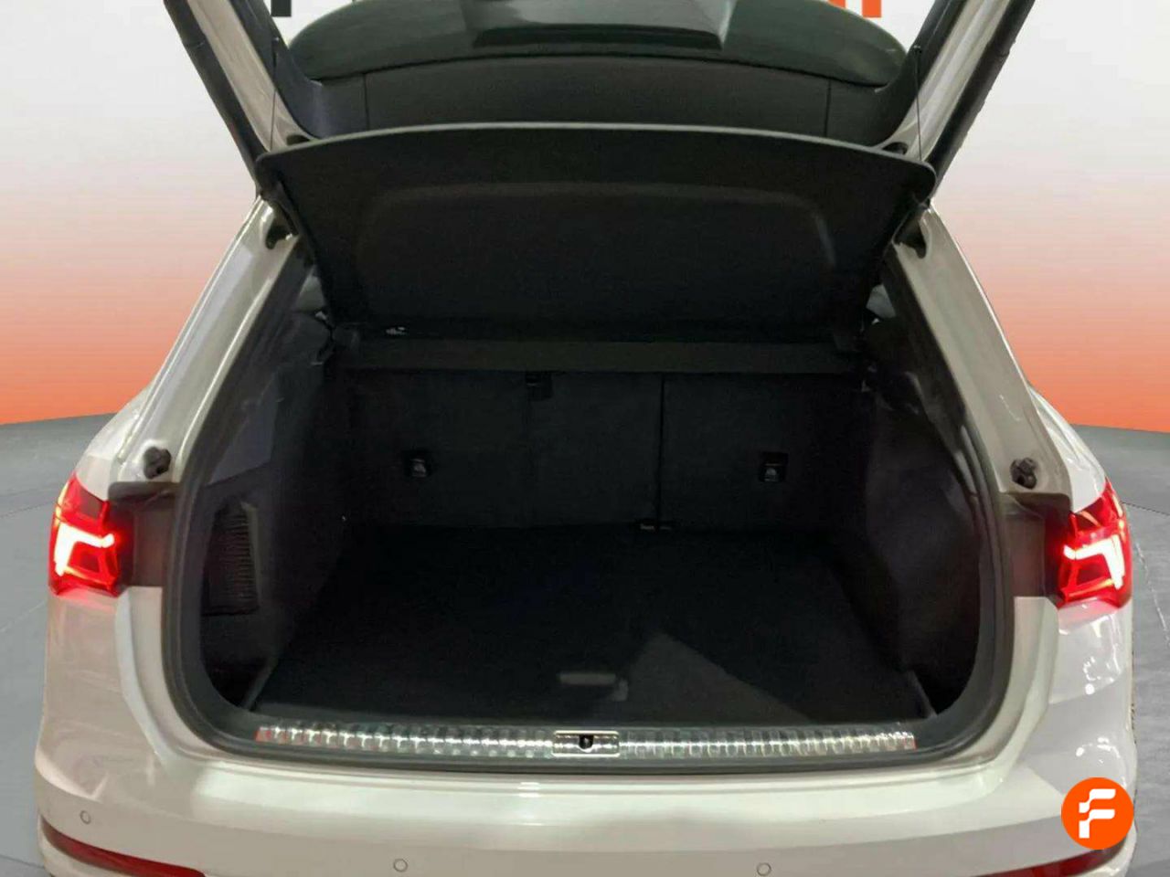 Foto Audi Q3 10